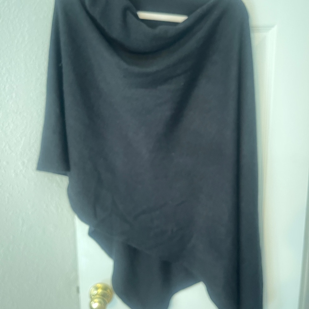 Elegant Black Shawl